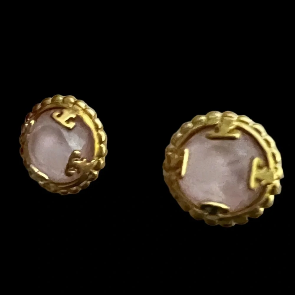 🔥🔥Authentic Designer Earrings At Awesome Prices To Buy Now & Save Price Firm